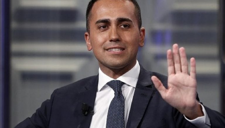 luigi di maio capo politico m5s
