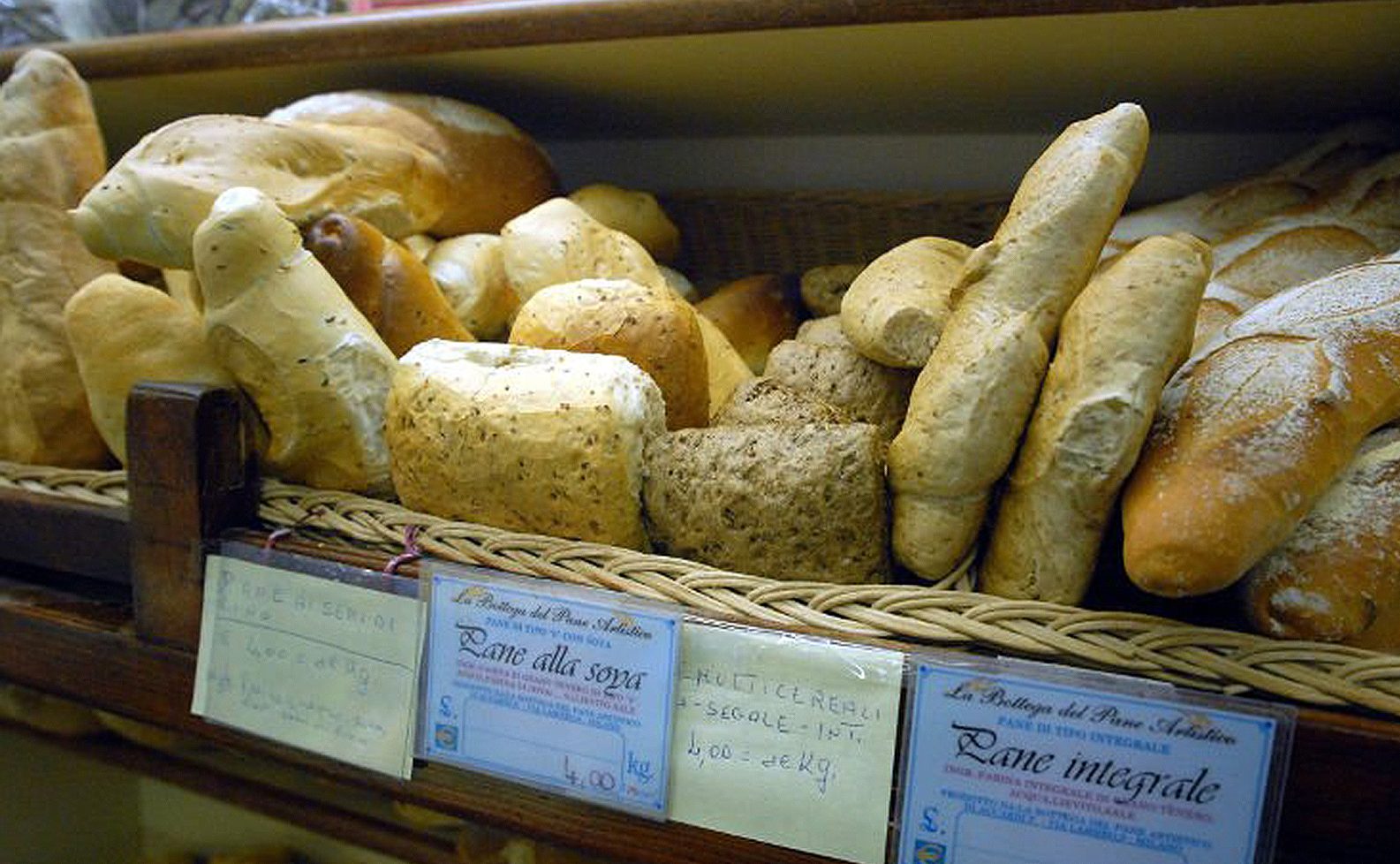 Sognare Di Vedere Tanto Pane Fresco Pane "fresco" al supermercato: ecco le etichette ingannevoli