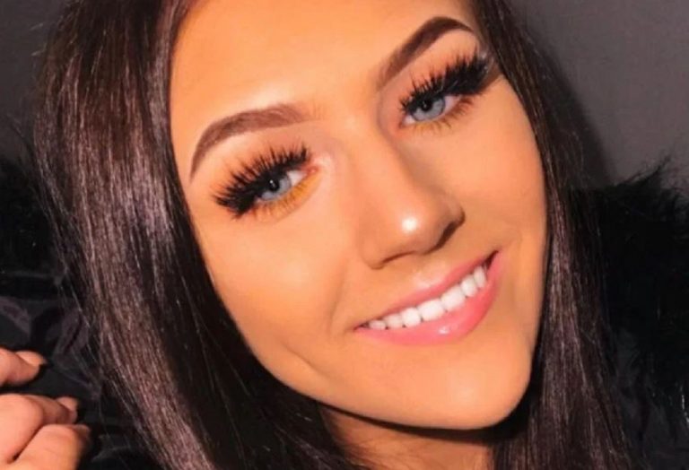 ragazza di 19 anni si suicida