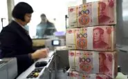 Coronavirus, Cina chiede alle banche di disinfettare le banconote