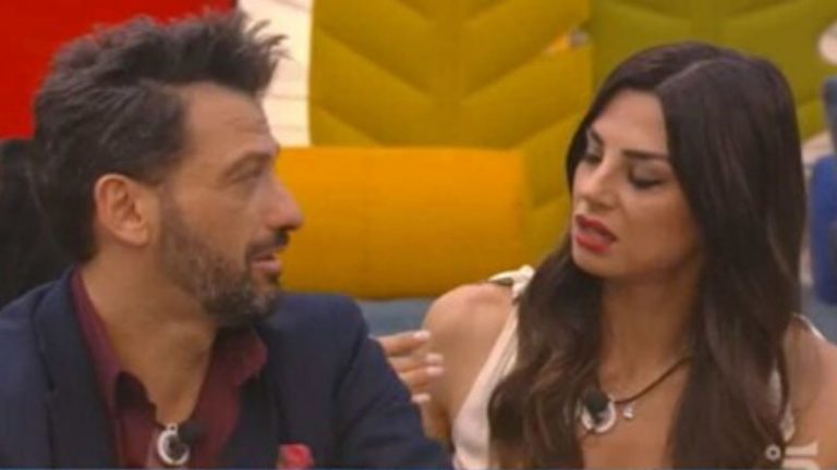 Serena Enardu e Pago