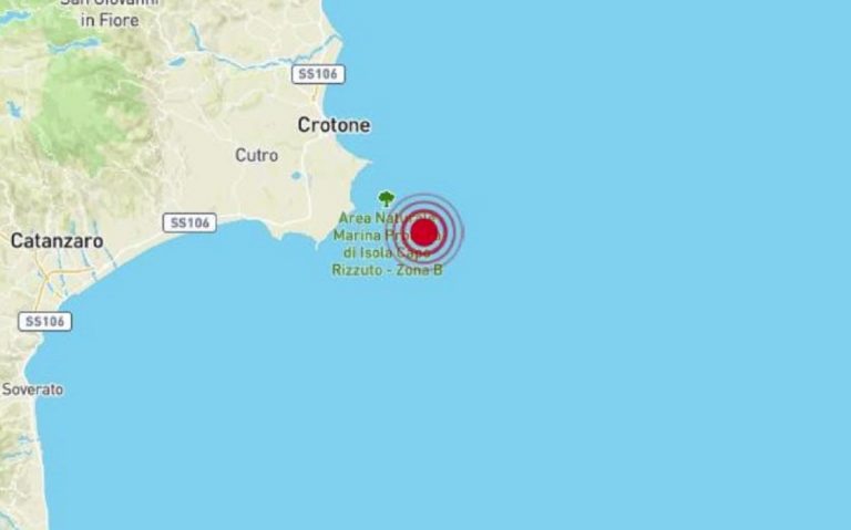 terremoto crotone oggi