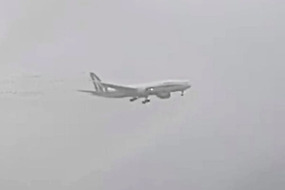 volo alitalia passeggero pericoloso
