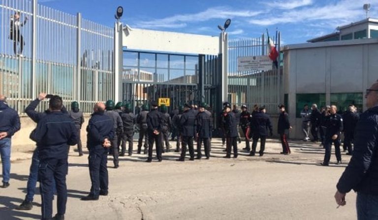 Coronavirus: nelle carceri rivolte e proteste