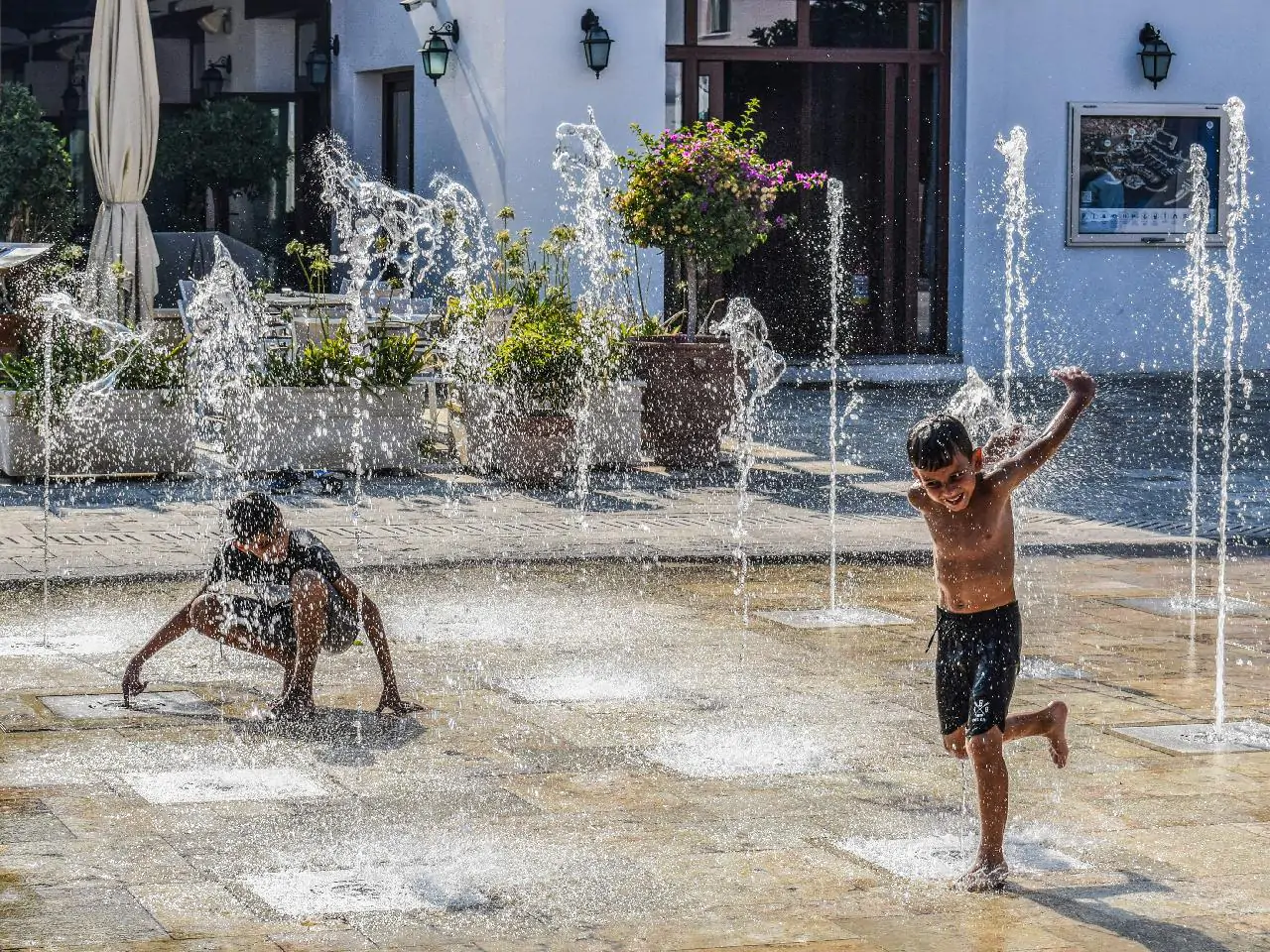 Coronavirus, quando sarà finito saremo in estate