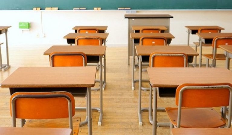 Coronavirus: in Francia 100 scuole chiuse
