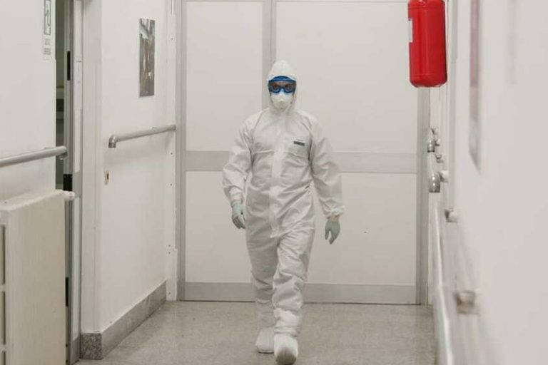 coronavirus infermiera morta napoli