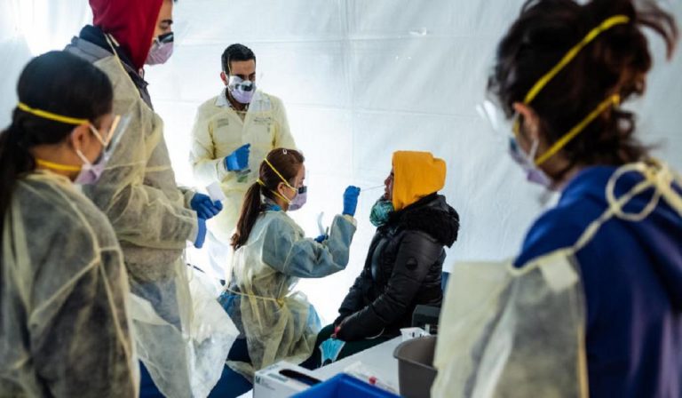 Coronavirus: a New York più casi che nelle zone focolaio