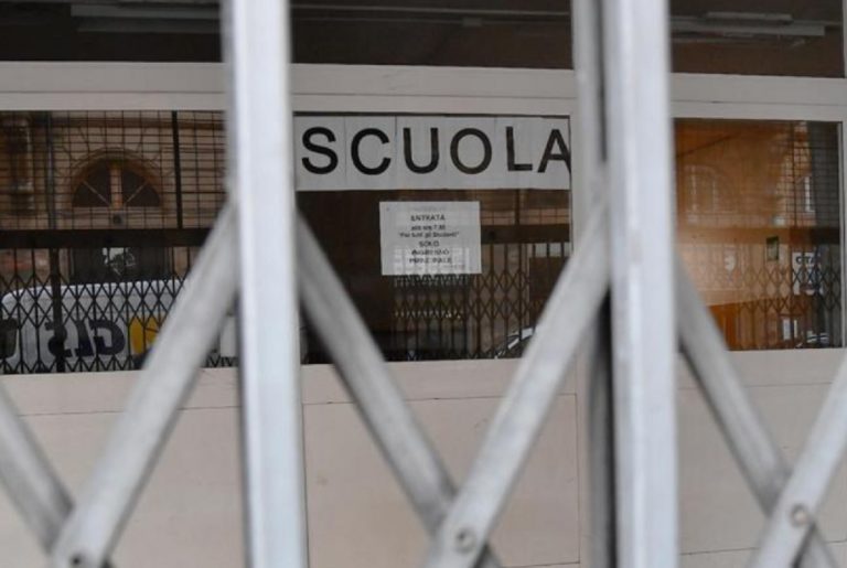 coronavirus ricciardi chiusura scuole