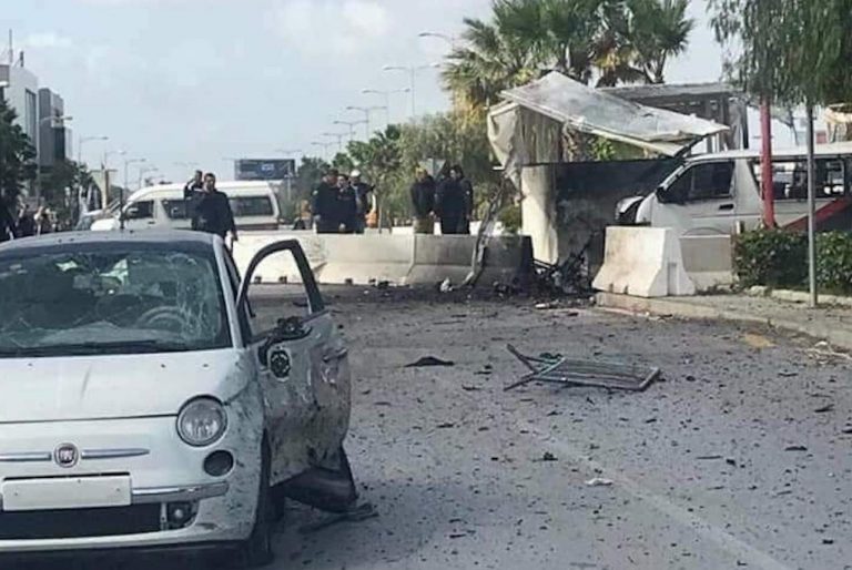 attentato nelle vicinanze dell'ambasciata Usa a Tunisi