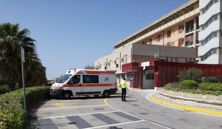 Coronavirus, donna positiva scappa da Pavia a Modica
