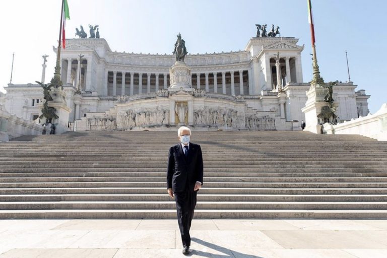 25 aprile Mattarella Altare Patria