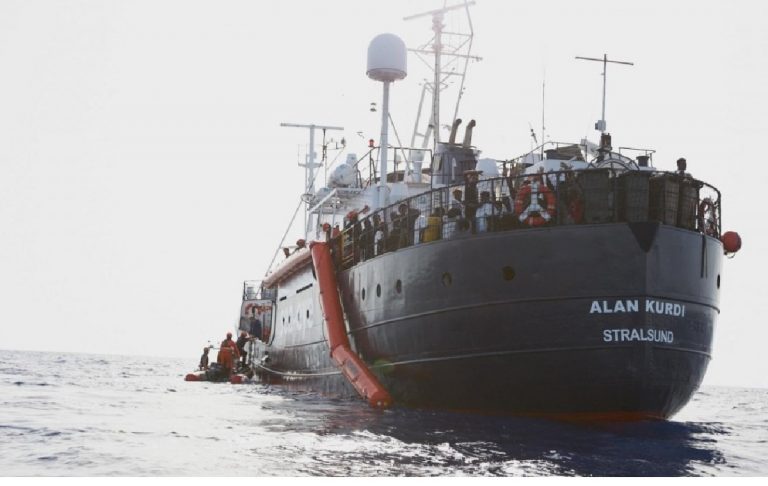 alan kurdi migranti trasbordo