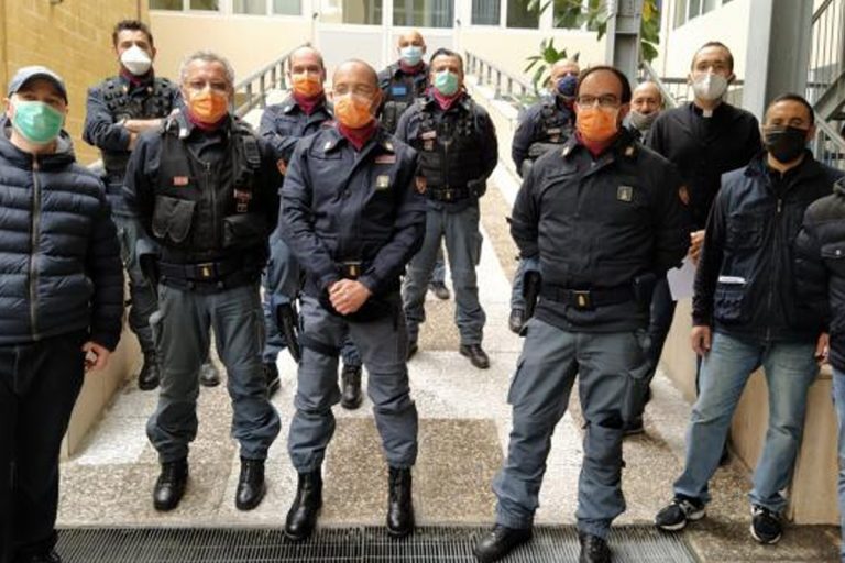 bari poliziotti buoni pasto