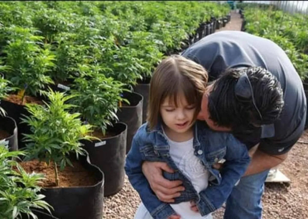 Chi è Charlotte, bimba che ha cambiato il volto della cannabis medica