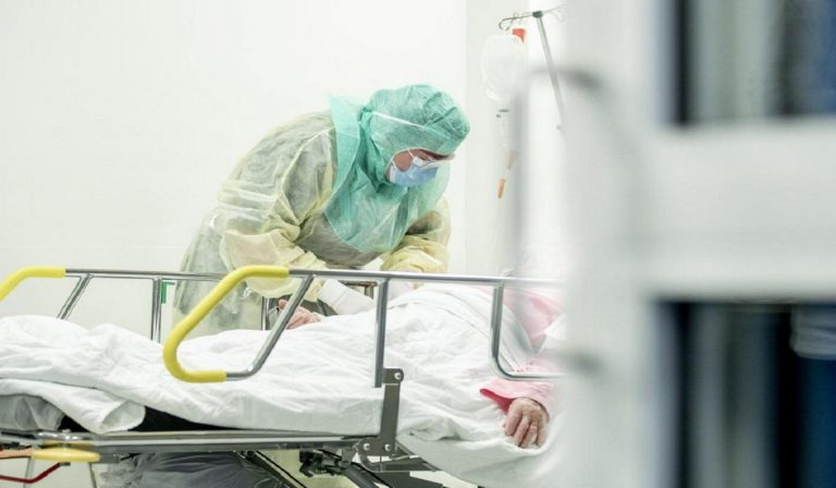 Coronavirus, Italia: 5-6 milioni di contagiati