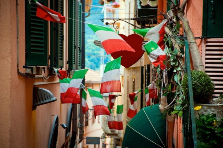 Coronavirus, 25 aprile in una piazza virtuale
