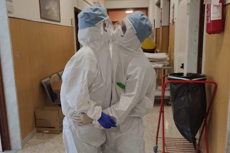 coronavirus andria bacio infermieri 2 768x512