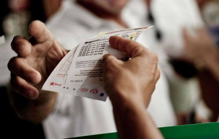 lotto superenalotto riprendono dal 4 maggio