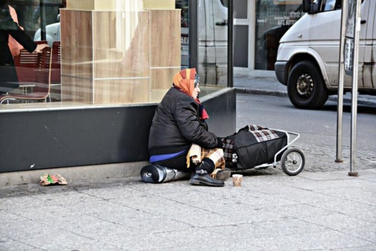coronavirus italiani povertà