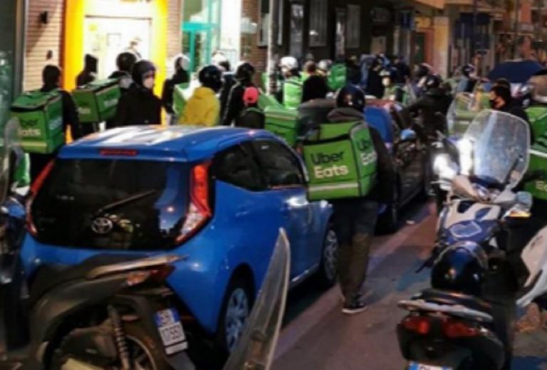Coronavirus Napoli riders Vomero