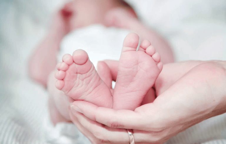 coronavirus neonato e1587752959672 768x490