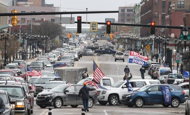 Coronavirus, in Michigan proteste contro il lockdown