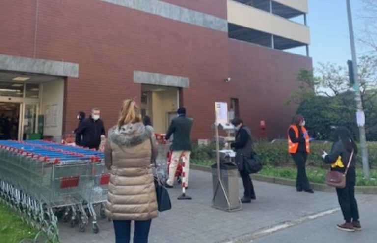 coronavirus spesa supermercato