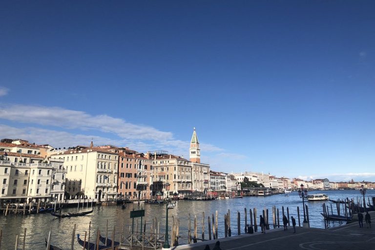 coronavirus venezia fotografie 768x512