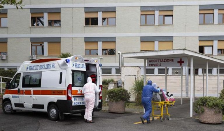 Coronavirus, divisi dalla quarantena padre e figlia disabile si rivedono