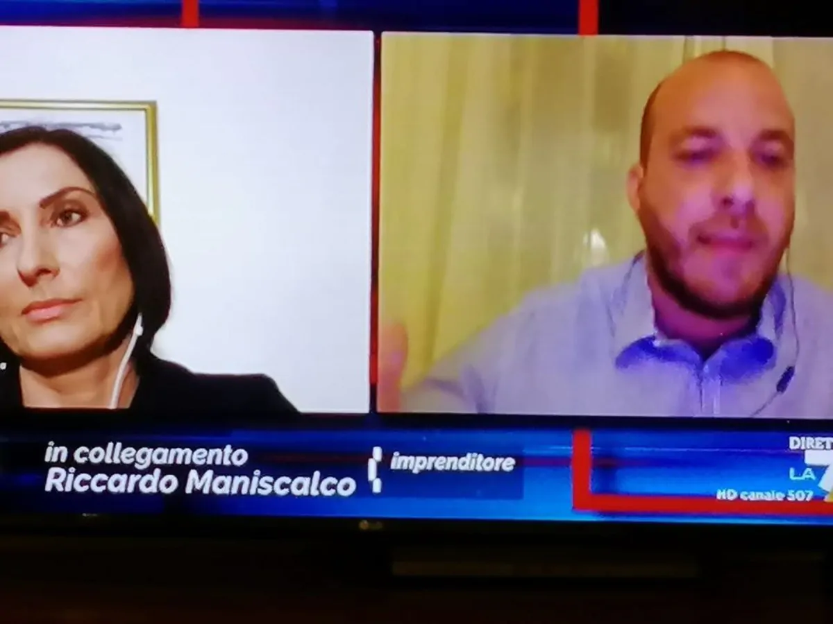 Scontro in diretta tra l'imprenditore Maniscalco e la deputata Morani