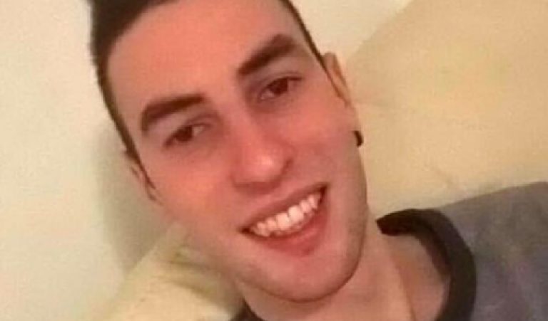 Morto meningite salma cella frigorifera
