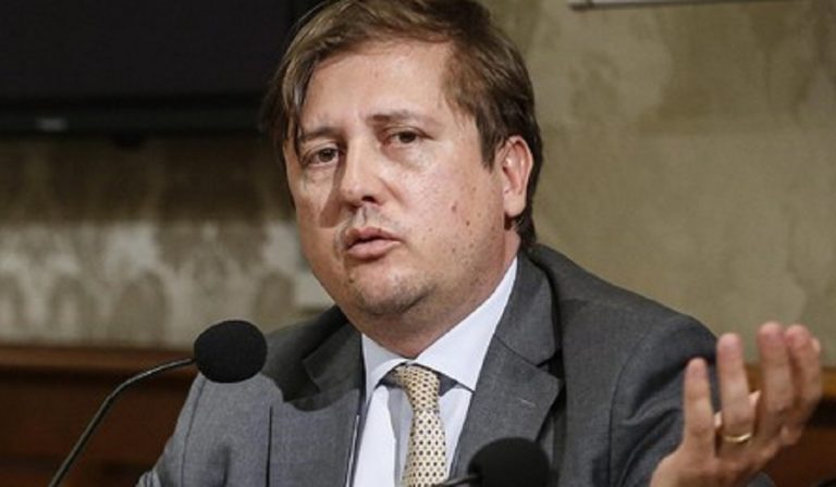 Coronavirus, Sileri fa una previsione