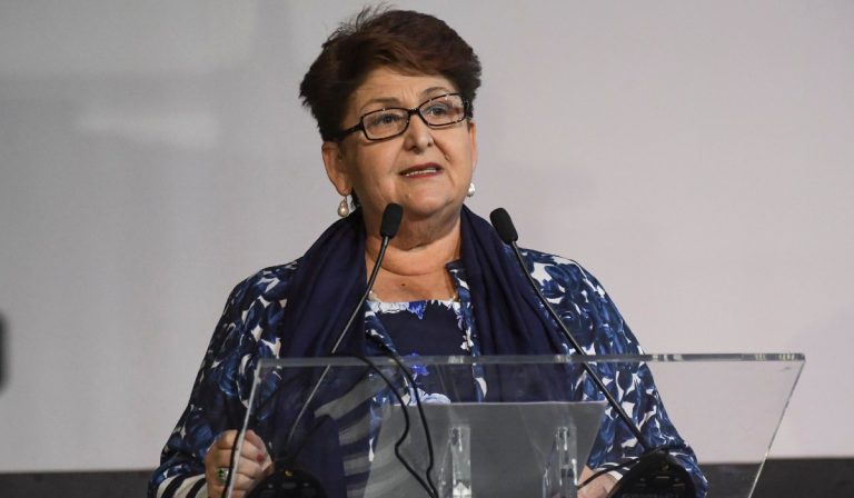 teresa-bellanova-clandestini