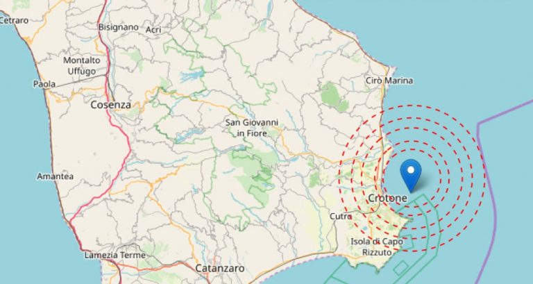 terremoto a crotone