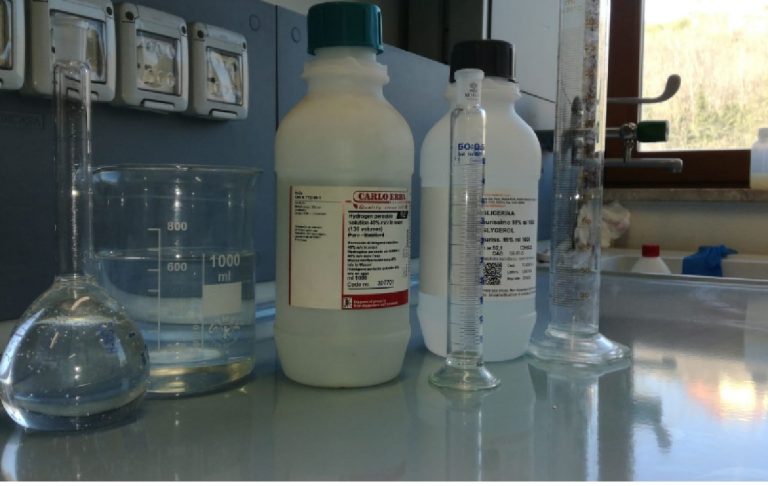 Alcol disinfettante finito