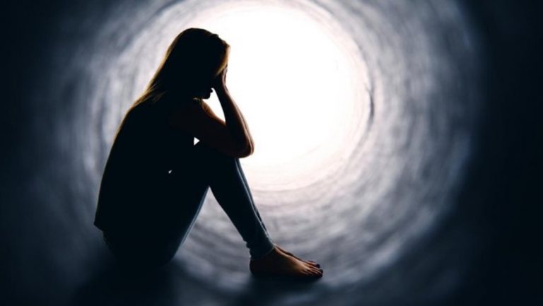 australia-suicidi-coronavirus