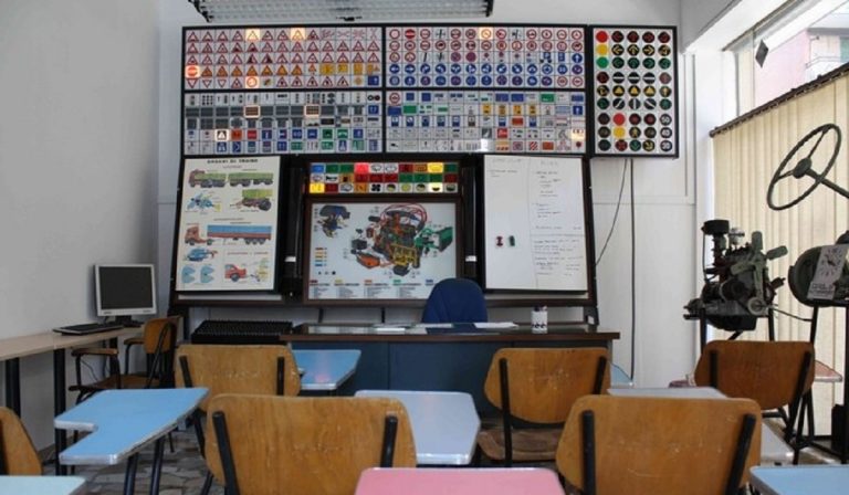 Fase 2: autoscuole e patenti