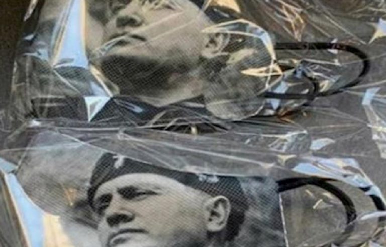 Coronavirus mascherine ritratto Mussolini