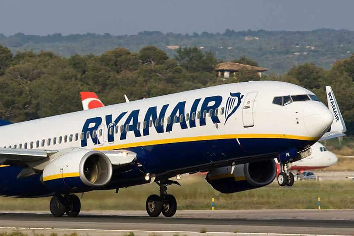 Coronavirus Ryanair licenziare 3mila persone