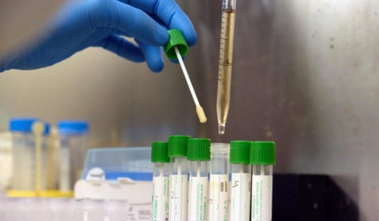 coronavirus-test-rapido-saliva