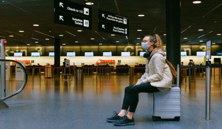 Coronavirus, passaporto sanitario per spostarsi in Italia