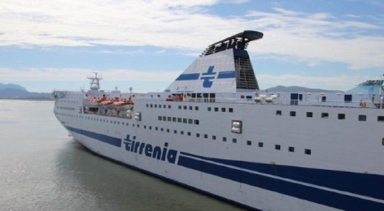 Isole Tremiti traghetto Tirrenia