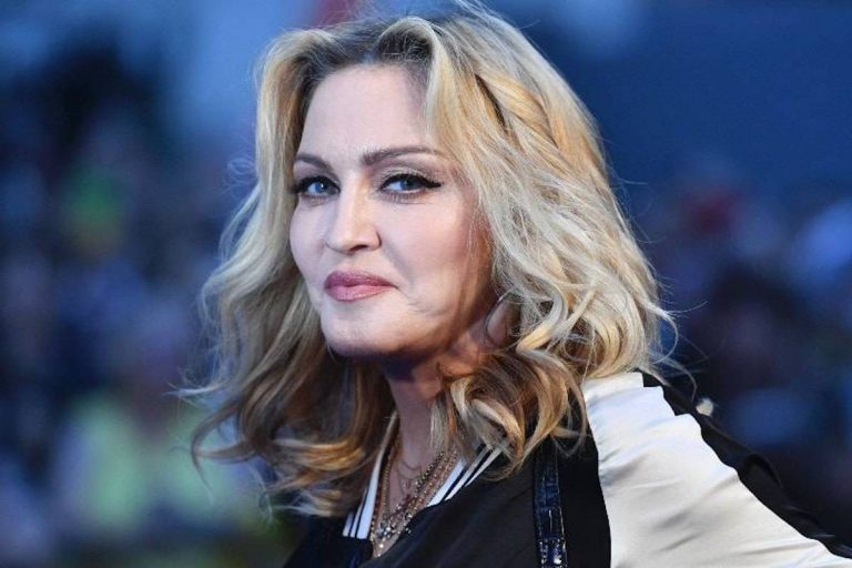 Madonnafestamascherina