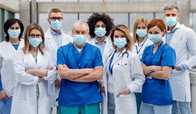 G20, medici e infermieri fanno appello per investimenti sulla sanità