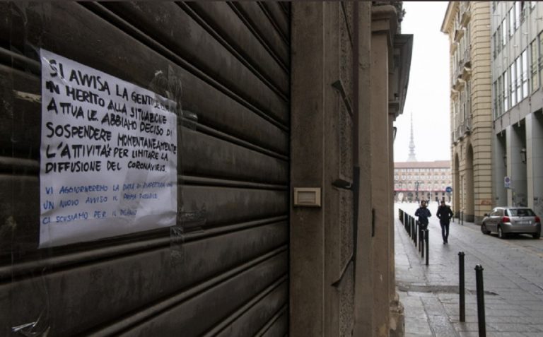 ristoranti negozi non riaprono