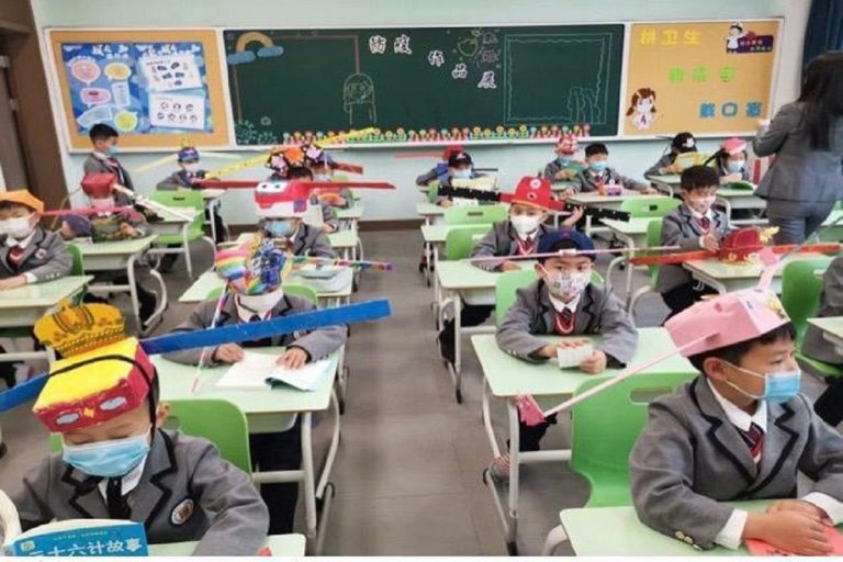 scuola riaperta cina metro