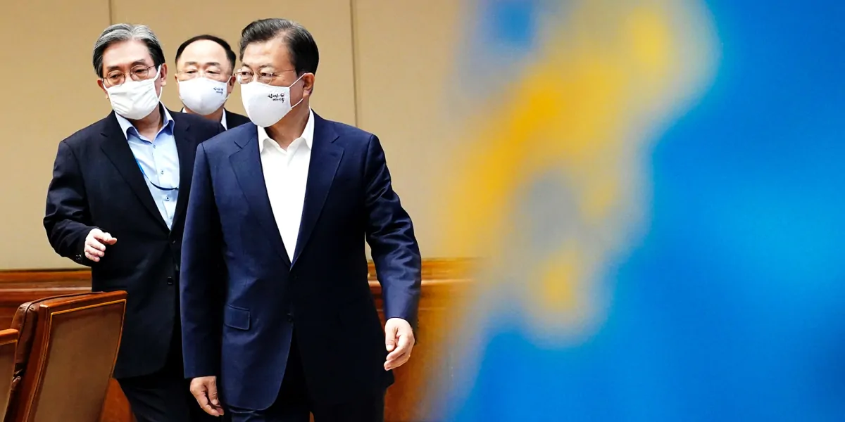 Il premier sudcoreano Moon Jae-in prevede nuove restrizioni