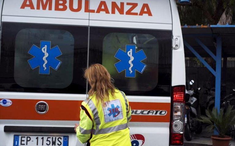 suicidio-portici