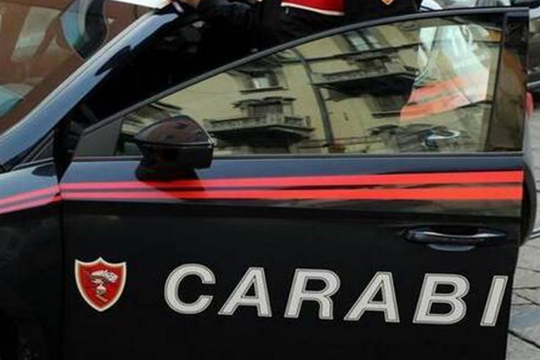vigile si suicida pistola ordinanza